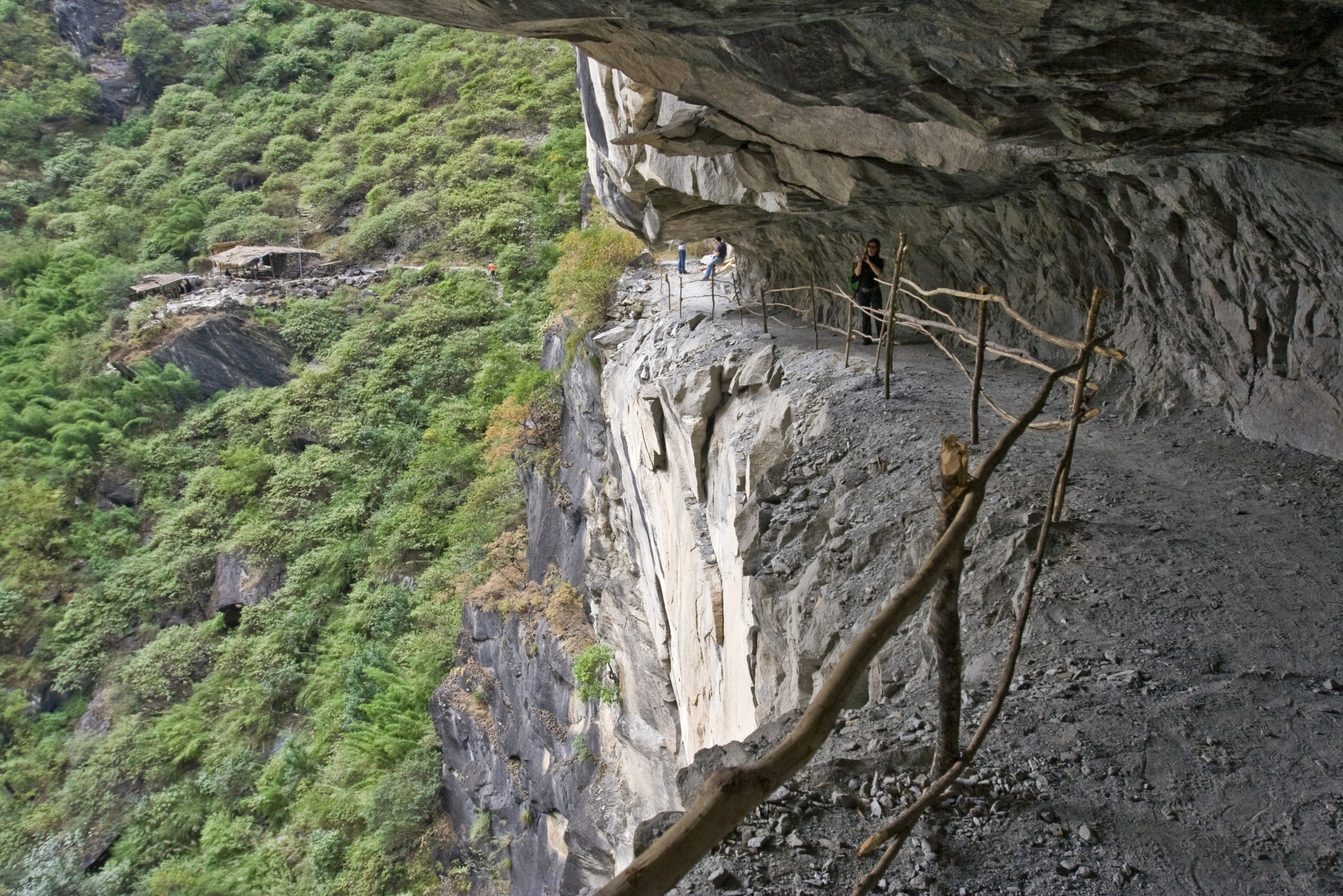 Kunming - Tiger Leaping Gorge